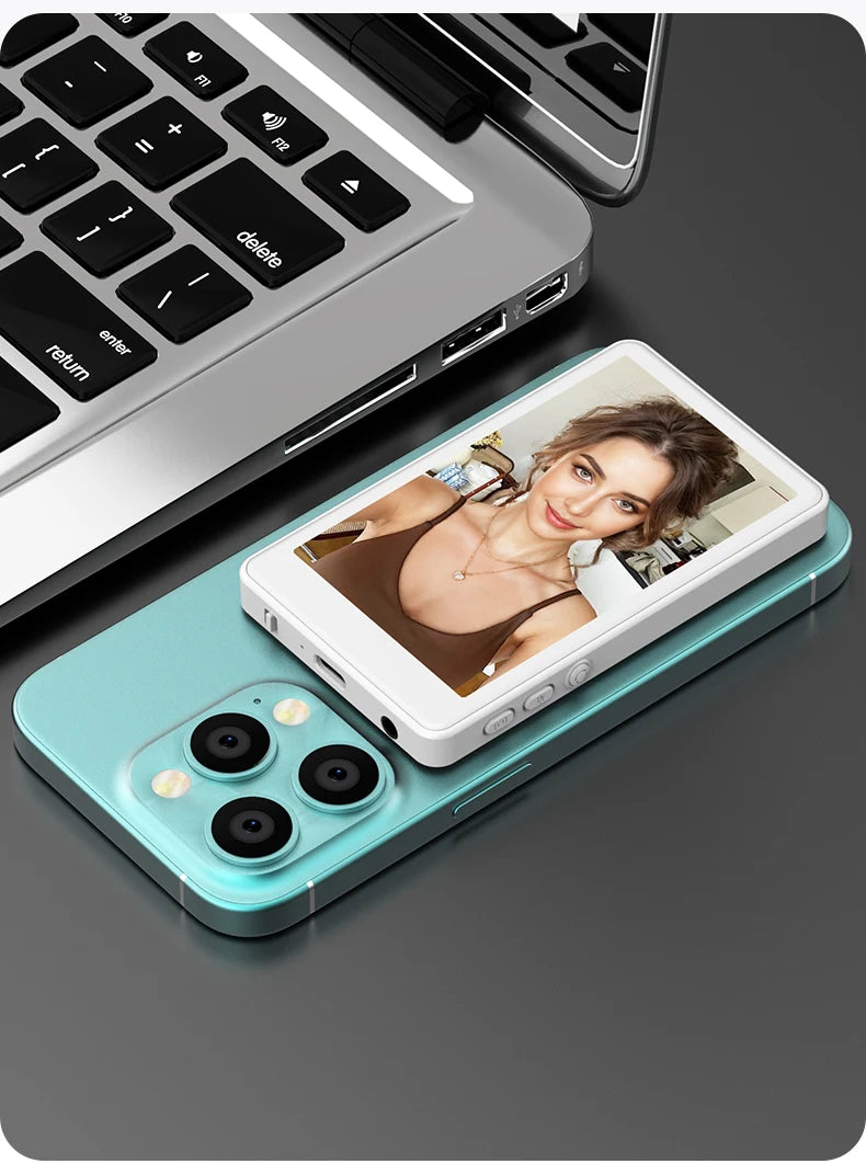 hushr™ Magnetic Selfie Monitor